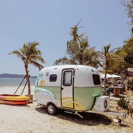 Langkawi Pantai Cenang - Private Beach Glamping Experience Экстерьер фото