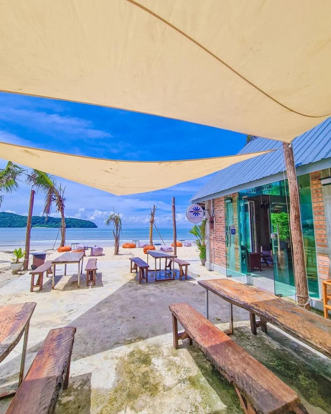 Langkawi Pantai Cenang - Private Beach Glamping Experience Экстерьер фото